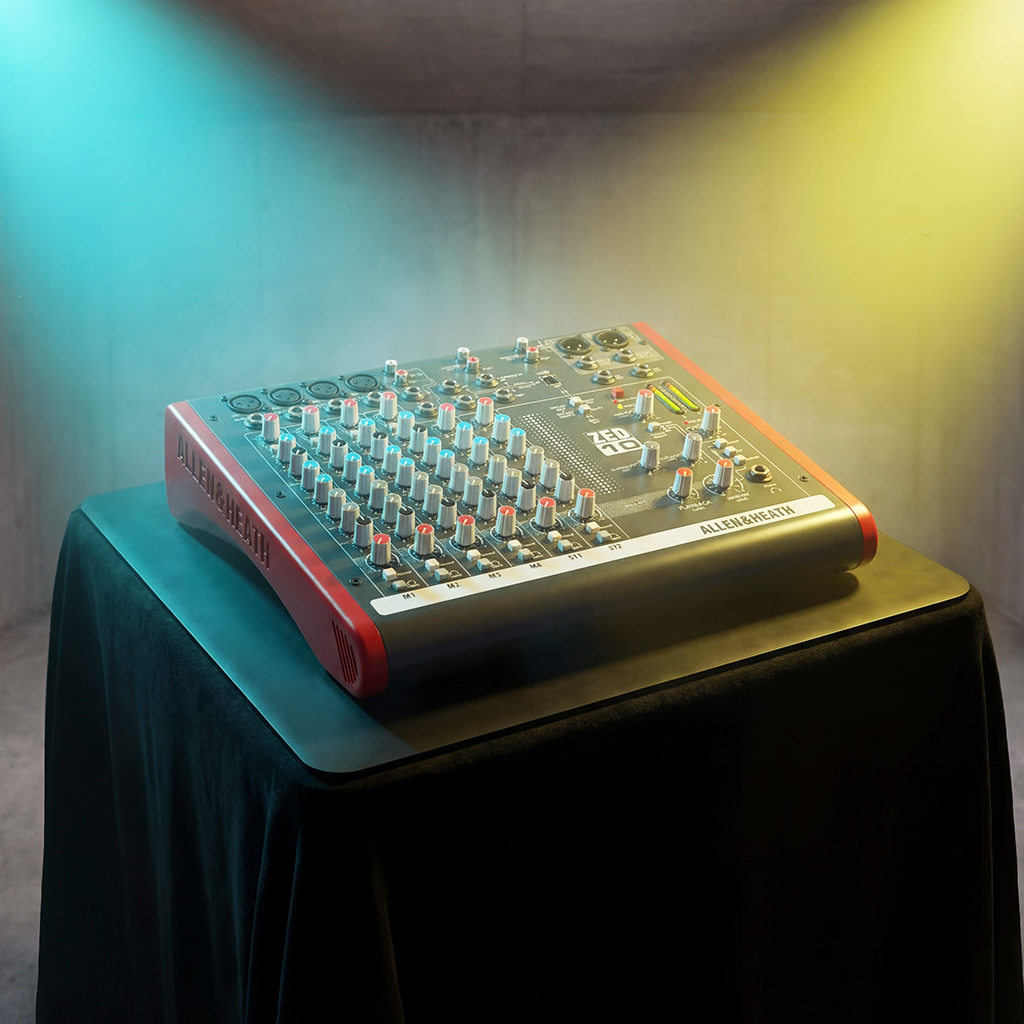 Live-Mixer Allen & Heath ZED10